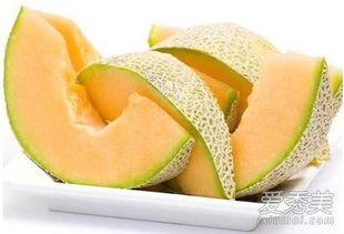 经期吃哈密瓜和芒果,经期女性不宜食用的哈密瓜与芒果对比分析