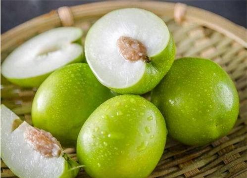 宁宁吃瓜冬柚,一场甜蜜的冬日美食之旅