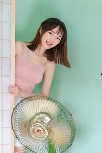 吃瓜少女写真古装,古装写真中的吃瓜少女风情